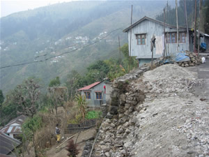 Houses perched on the edge 